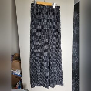 Black and White Polka Dot Wide-Leg Pants, Size Medium ( Stretch To 30)